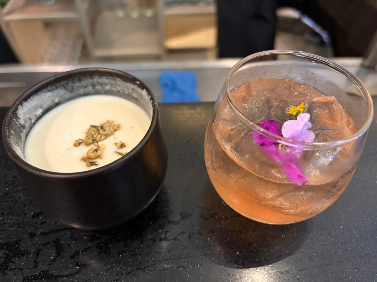 LUNAR Harvest (left) and Lantern Heat mocktails.