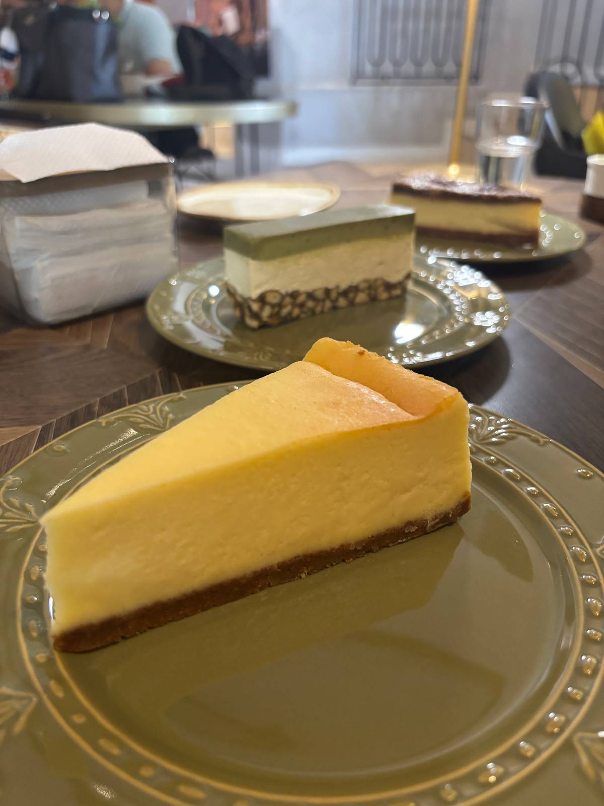 PHILADELPHIA New York Cheesecake Matcha Cream Cake, Pecan Cheesecake.