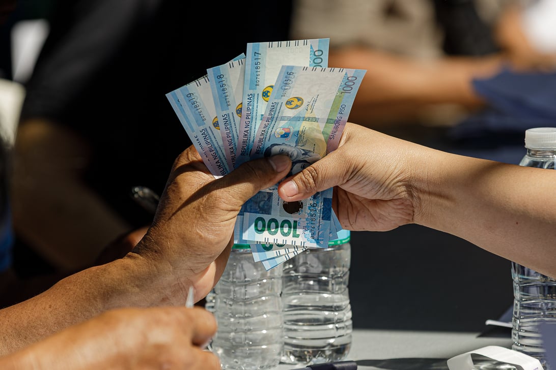 Cash aid for Manila jeepney drivers