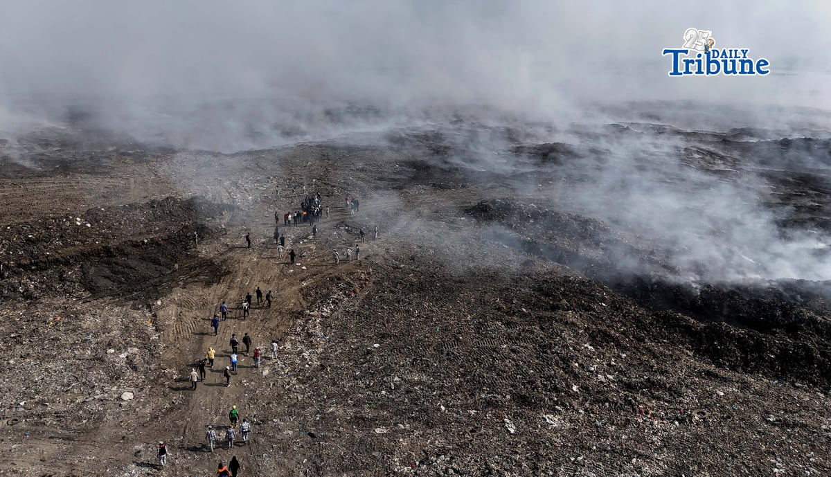 LANDFILL BLAZE FROM ABOVE: An aerial view of the Navotas Sanitary Landfill on 16 April 2026 shows a fire that has been burning for days, affecting nearby communities in Navotas, Malabon, and Obando, Bulacan. Photo by Analy Labor.