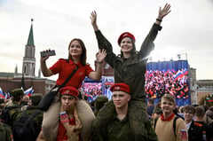 Teenage influencers churn out pro-war content