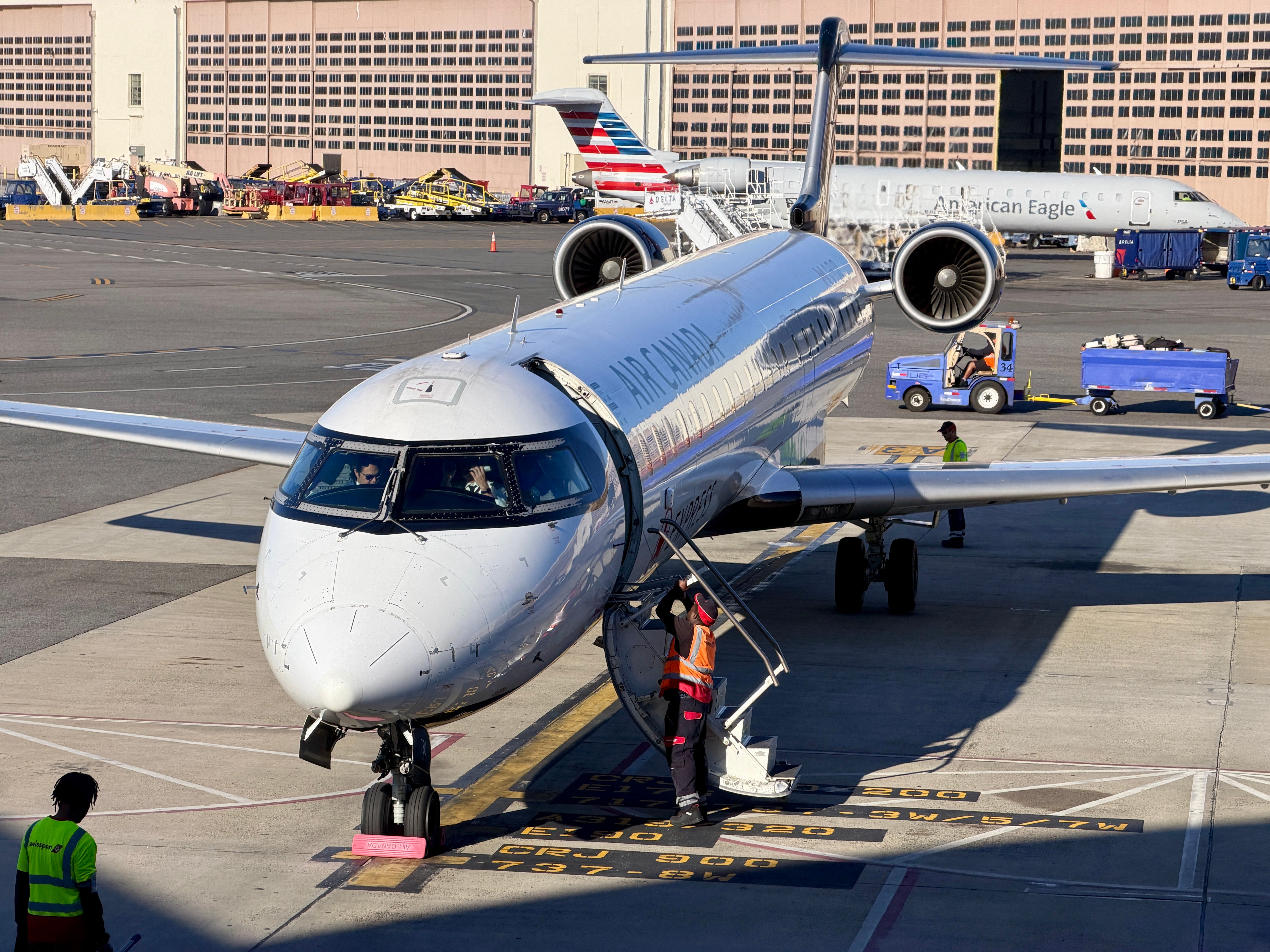 Air Canada suspends NYC route over jet fuel costs