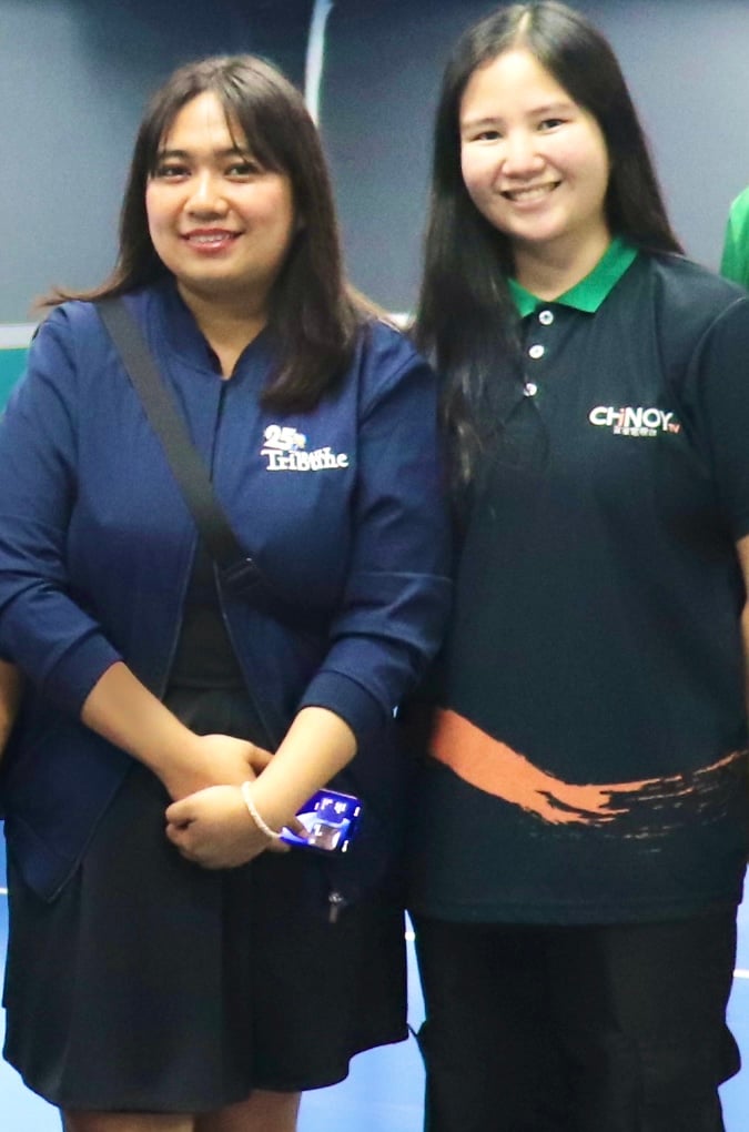 DAILY TRIBUNE’s Patricia Ramirez and ChinoyTV’s Hosanna Samonte.