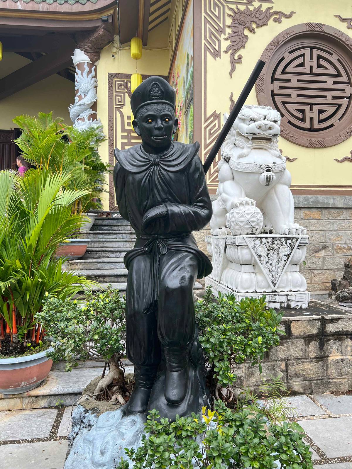 A dark statue of the legendary Sun Wukong in the Monkey Mountain.