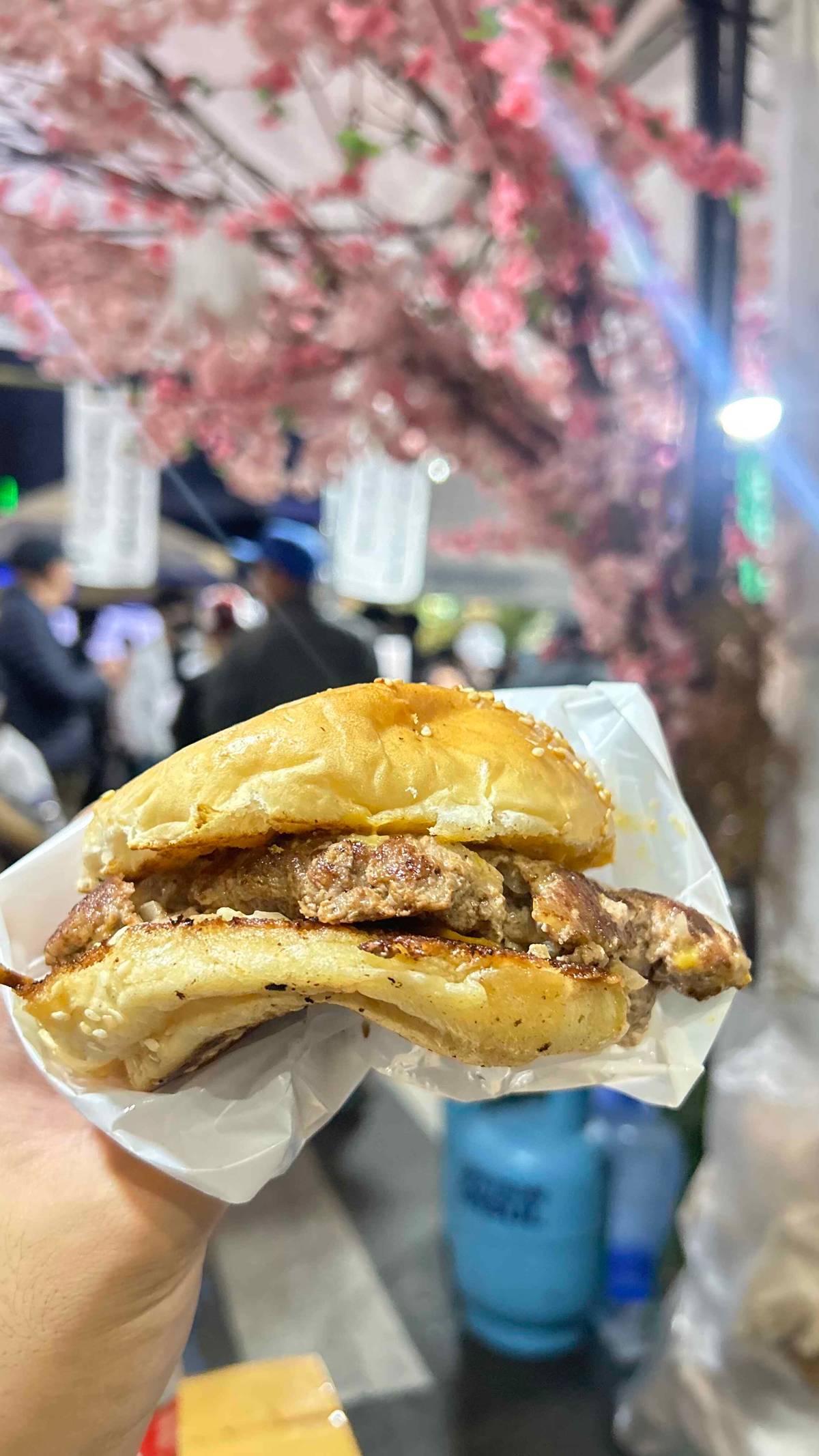 GILIGAN'S Smash Burgers.