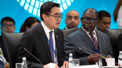 Phl seeks foreign backing amid global tensions, climate woes