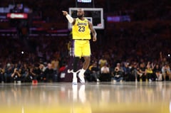 Lakers, Knicks, Cavaliers strike in playoffs opener