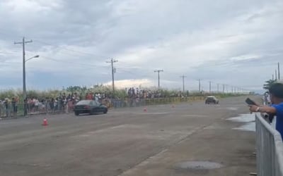 Alleged drag racers surrender following fatal highway crashes