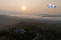 (April 18 2026) As the sunrise goes up the Sea of clouds creating a dramatic and serene natural view over the ridges of Rizal province, on Sunday morning April 19 2026. Photo/Analy Labor