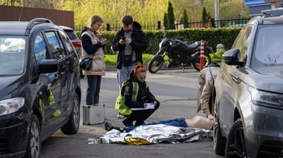 Gunman, hostage among 6 killed in Kyiv shooting