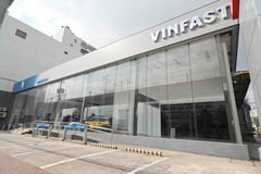 VinFast turns showrooms into EV guideposts