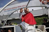 Pope Leo holds giant Mass for Angolans