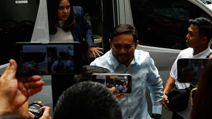Senators Mark Villar and Camille Villar arrive at the Department of Justice in Ermita, Manila, on 20 April 2026 for the continuation of the preliminary investigation into the market manipulation, insider trading, and misleading disclosure complaints filed by the Securities and Exchange Commission against Villar Land Holdings Corporation officers.Senators Mark Villar and Camille Villar arrive at the Department of Justice in Ermita, Manila, on 20 April 2026 for the continuation of the preliminary investigation into the market manipulation, insider trading, and misleading disclosure complaints filed by the Securities and Exchange Commission against Villar Land Holdings Corporation officers.