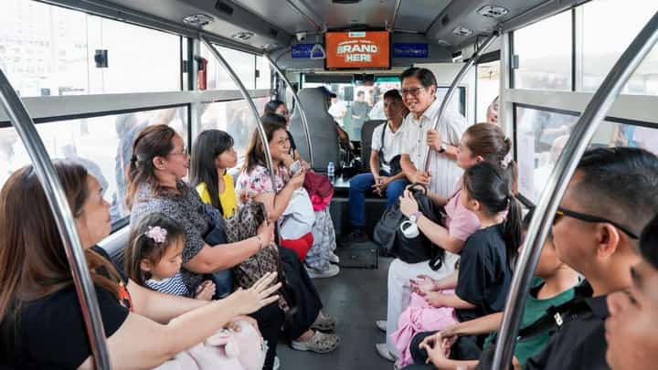 Gov’t simplifies Service Contracting Program with PUV QR codes