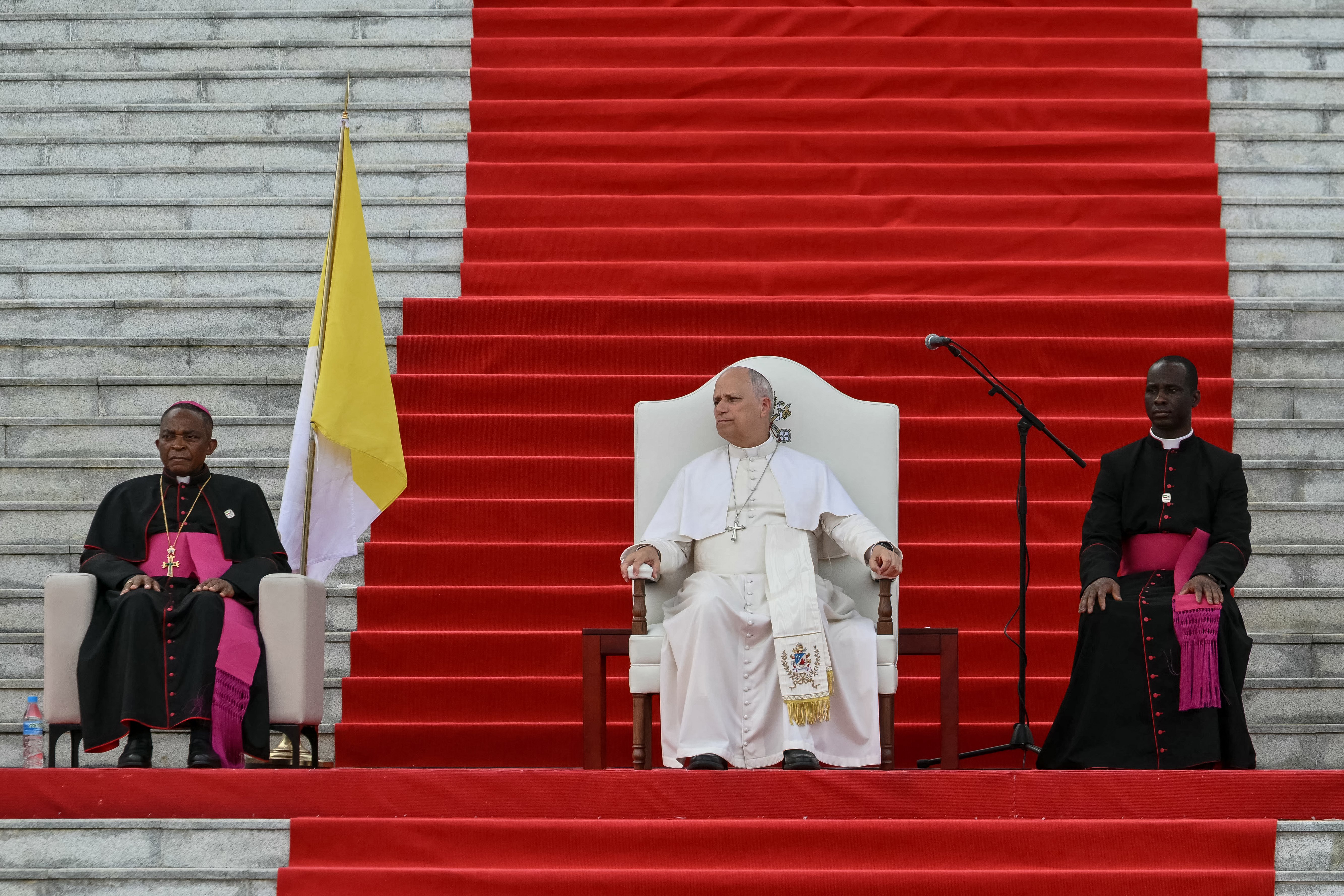 Pope calls for 'law and justice' on Equatorial Guinea visit