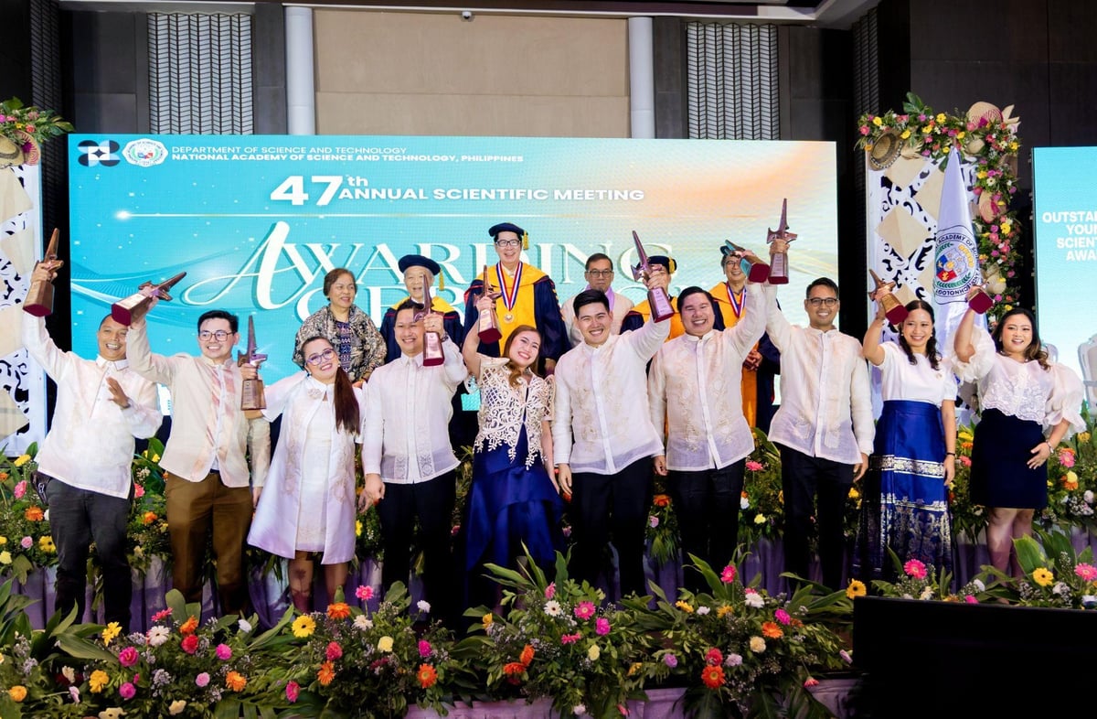 NAST honors top scientists, young researchers