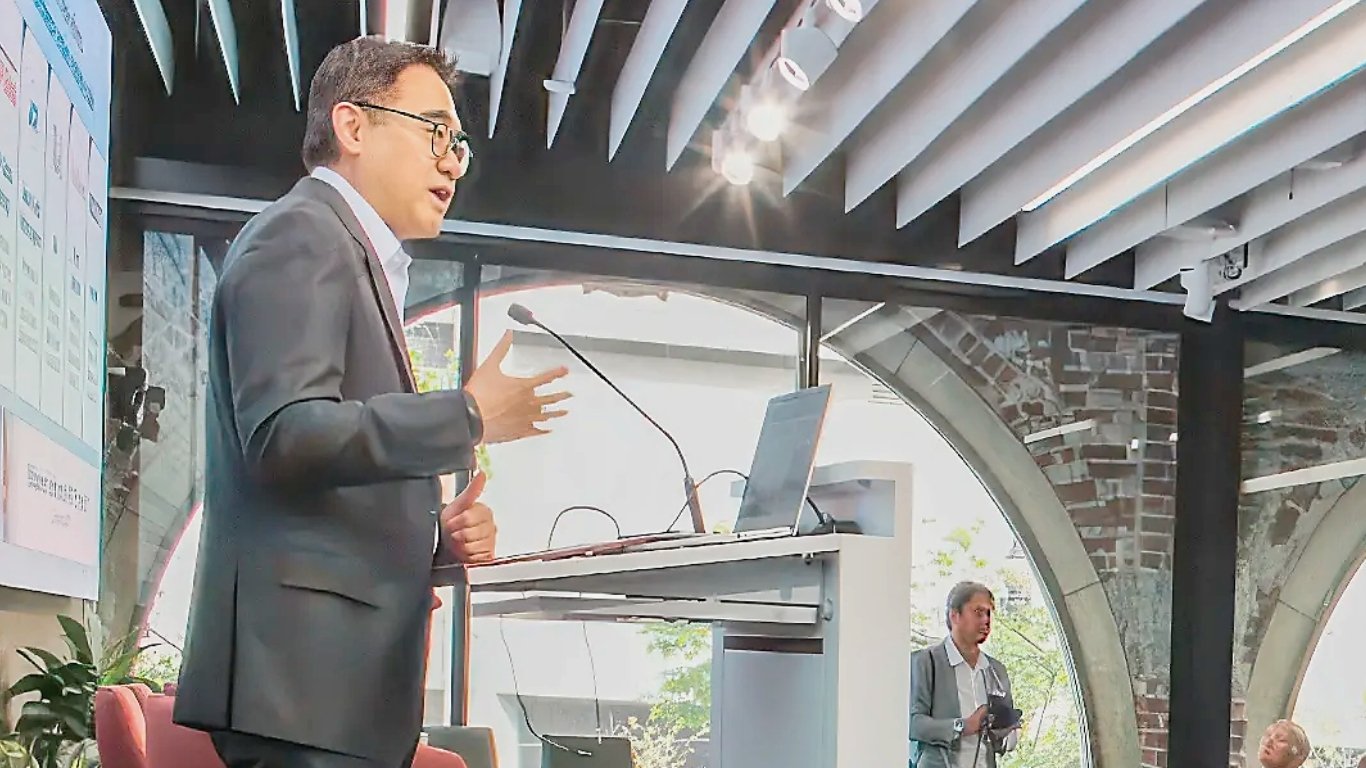 DoF pitches Philippines as investment hub