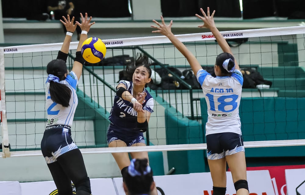 Bacolod Tay Tung crushes Canossa
