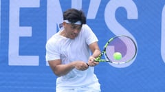 Fernandez sizzles, marches to 3rd round