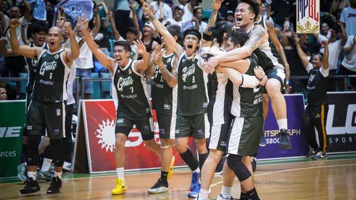 PAUL Desiderio and Cebu celebrate after escaping Batangas, 84-83, in the SportsPlus Maharlika Pilipinas Basketball League at the Pasay Astrodome late Wednesday.
