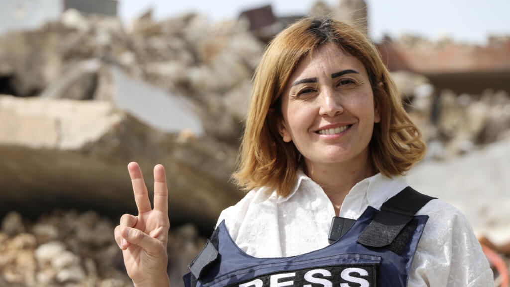 Airstrike leaves journalist dead
