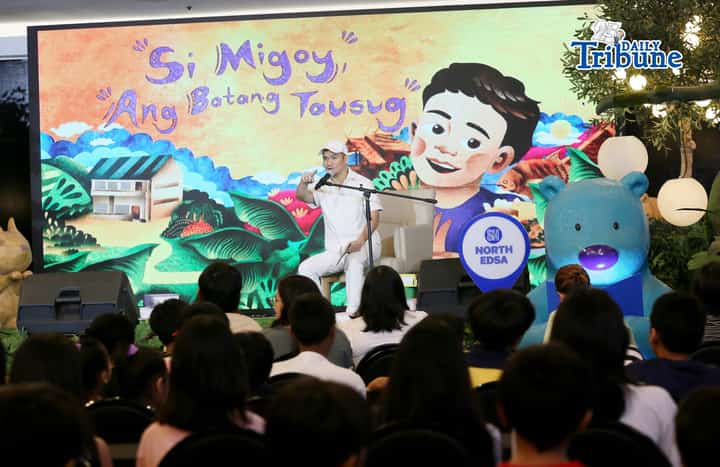 (April 23 2026) Chef Miguel Cabel Moreno read the story of the book titled “Si Migoy ang Batang Tausug” to the children at SM North Annex on Thursday April 23 2026, the Children also enjoy Coloring the tote bag and bookmark, as they marked World Book Day by bringing communities together to celebrate the joy and impact of reading, The initiative aims to inspire a new generation of readers, highlighting how stories connect people, shape minds, and empower communities through learning and imagination. Photo/Analy Labor