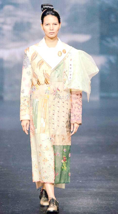 RIA Bolivar wearing Joey Samson