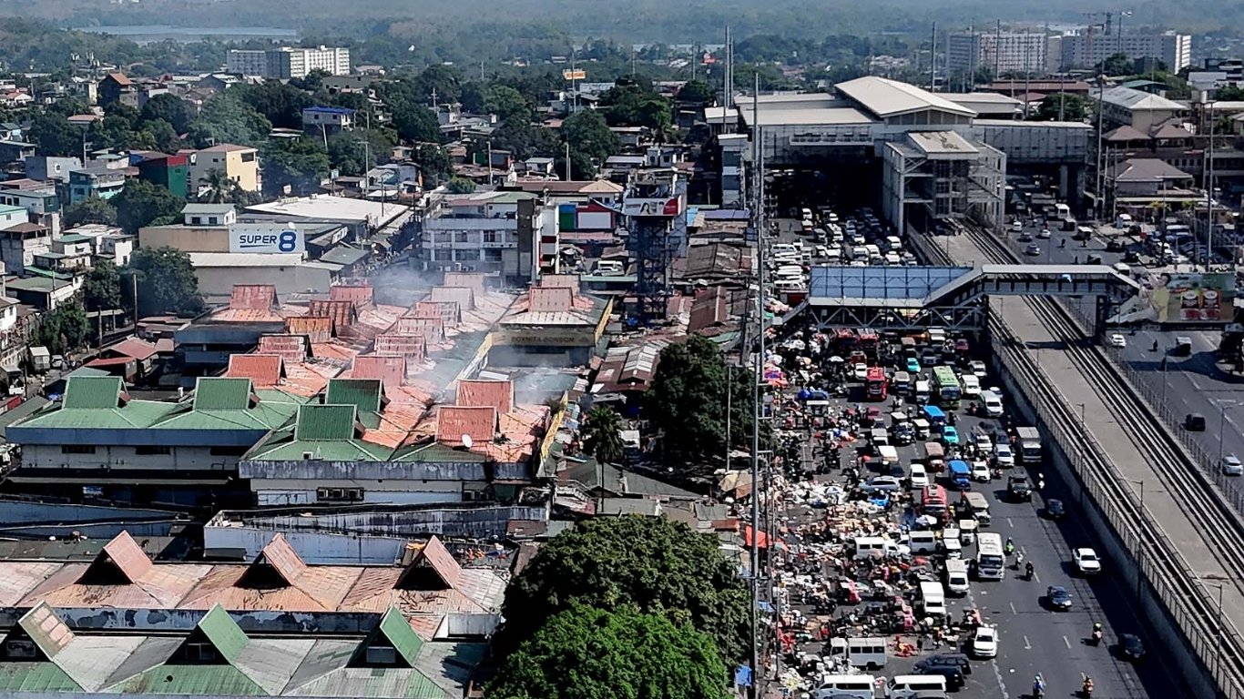 Commonwealth Market fire declared out