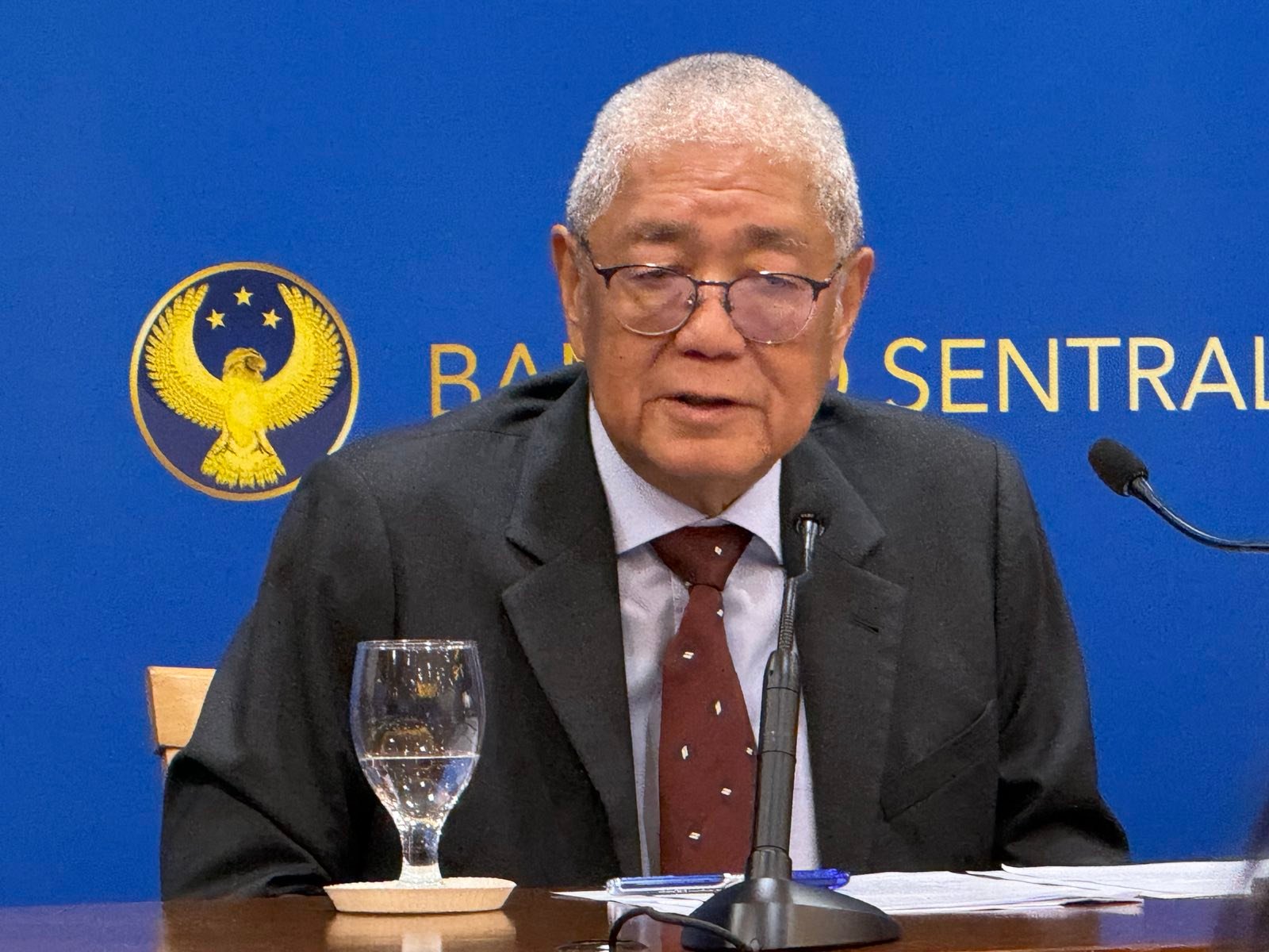 BSP props safeguards amid global risks
