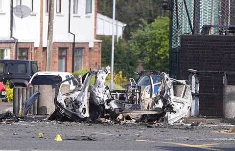 Police suspect New IRA behind car bombing