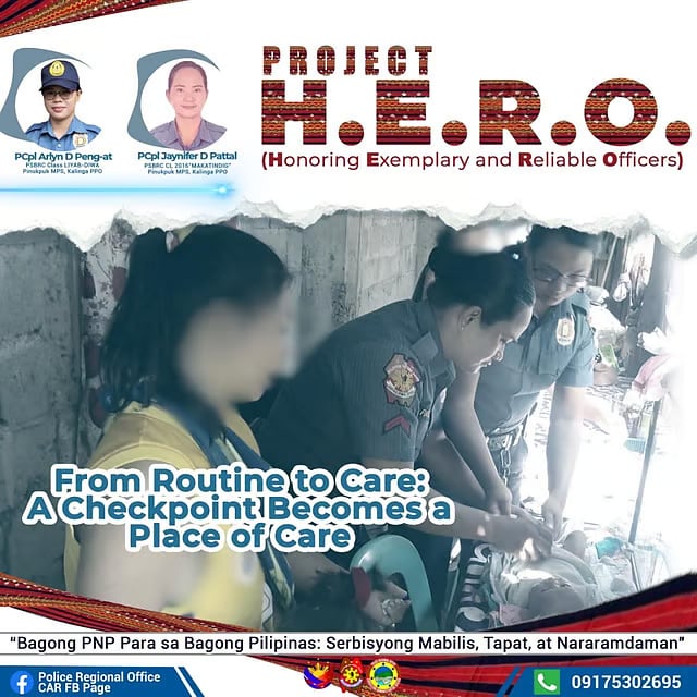 Inang nakayapak sa kalsada karga ang sanggol na anak, sinaklolohan ng mga babaeng pulis