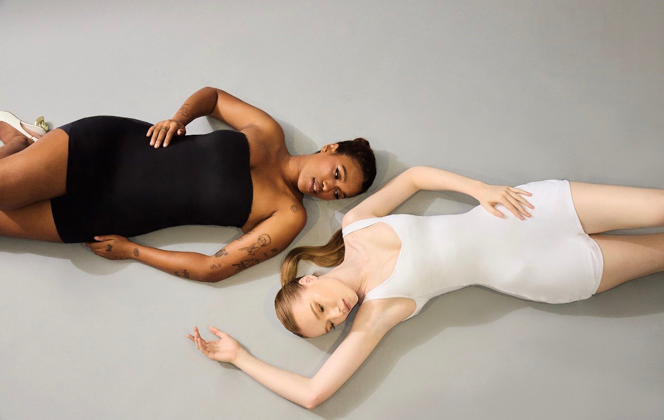 Ultimate silhouette upgrade: Trendy sculpting mini dress 