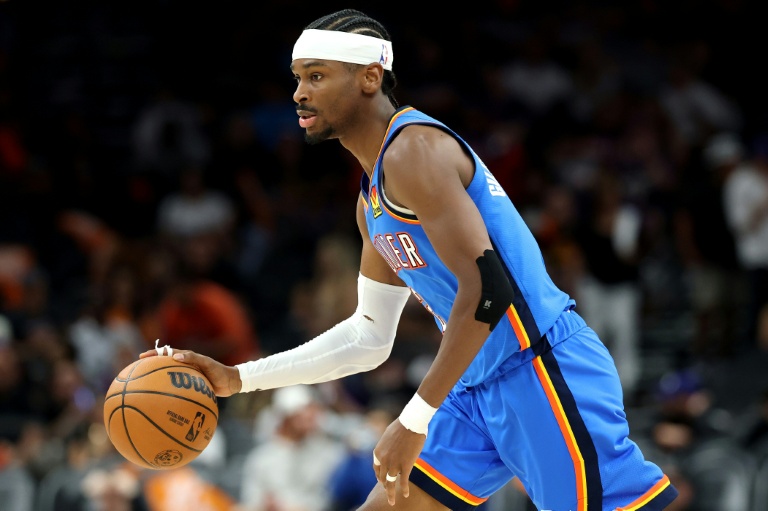 Shai dazzles, sends Thunder to 2nd round