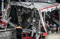 Death toll from train crash: 16 women