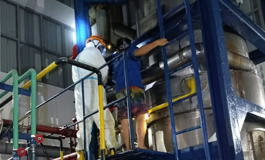 Ice plant ammonia leak forces evacuations