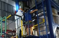Ice plant ammonia leak forces evacuations