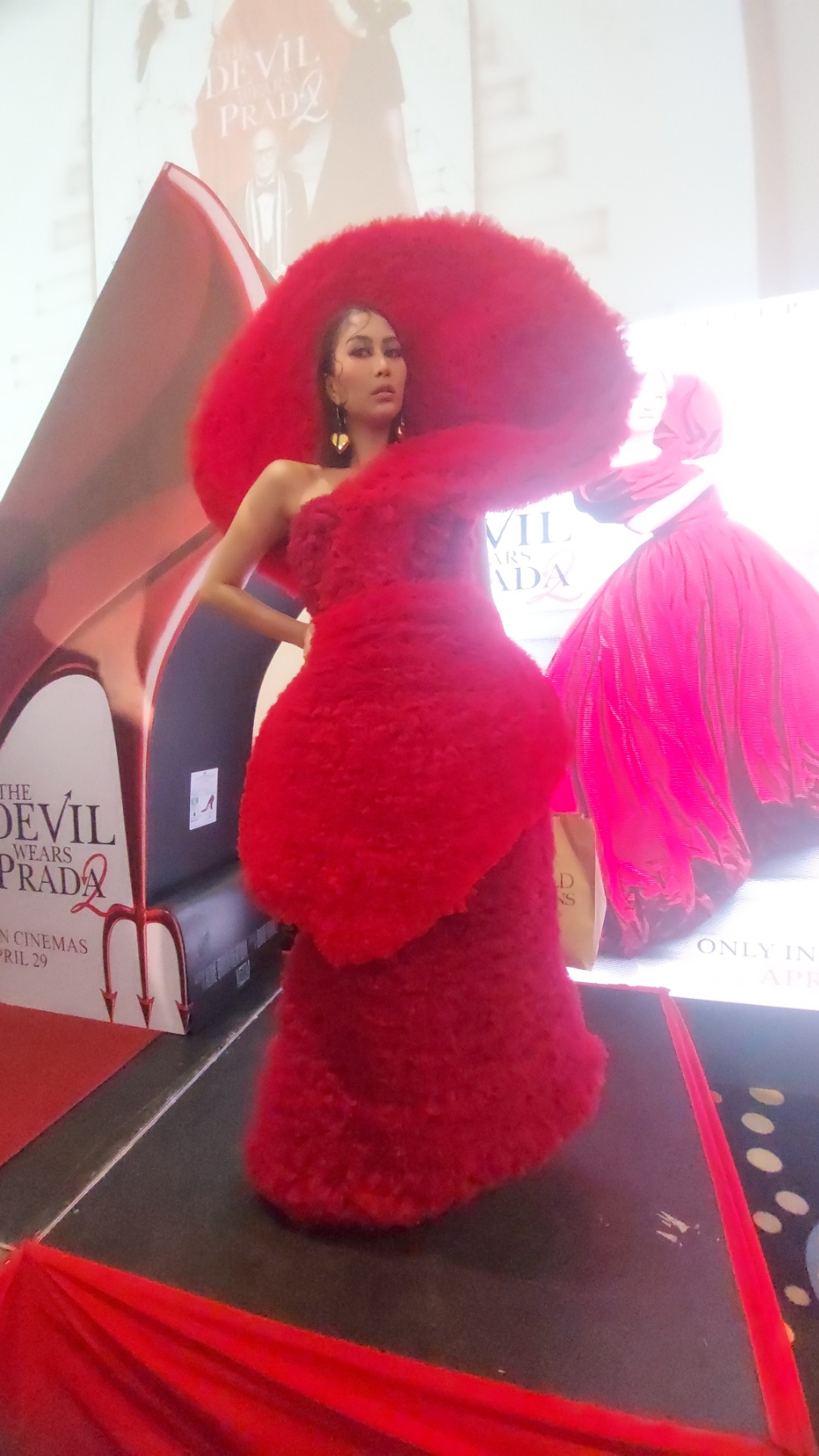 BINIBINING Pilipinas 2026 candidate channeling ‘Devil Wears Prada 2’ main character energy.