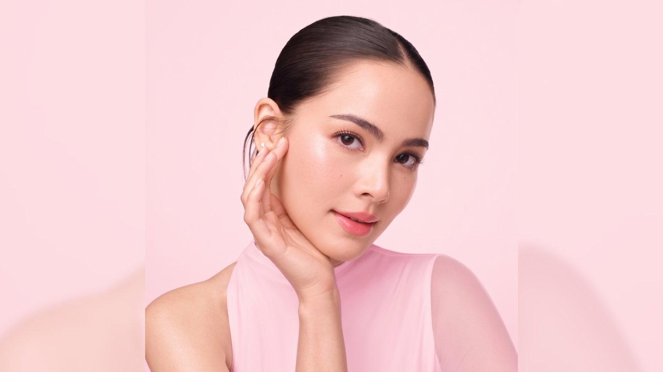 Yaya Sperbund redefines what it means to be a modern icon 
