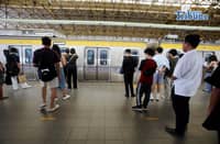 (May 01 2026) Passengers queuing while waiting for the train to arrive at the LRT-2 at Cubao Station in Quezon City on Friday, May 1, 2026. In celebration of Labor Day, the Light Rail Transit Authority (LRTA) is providing free rides through its “Libreng Sakay” program, available from 7 a.m. to 9 a.m. and from 5 p.m. to 7 p.m. Photo/Analy Labor
