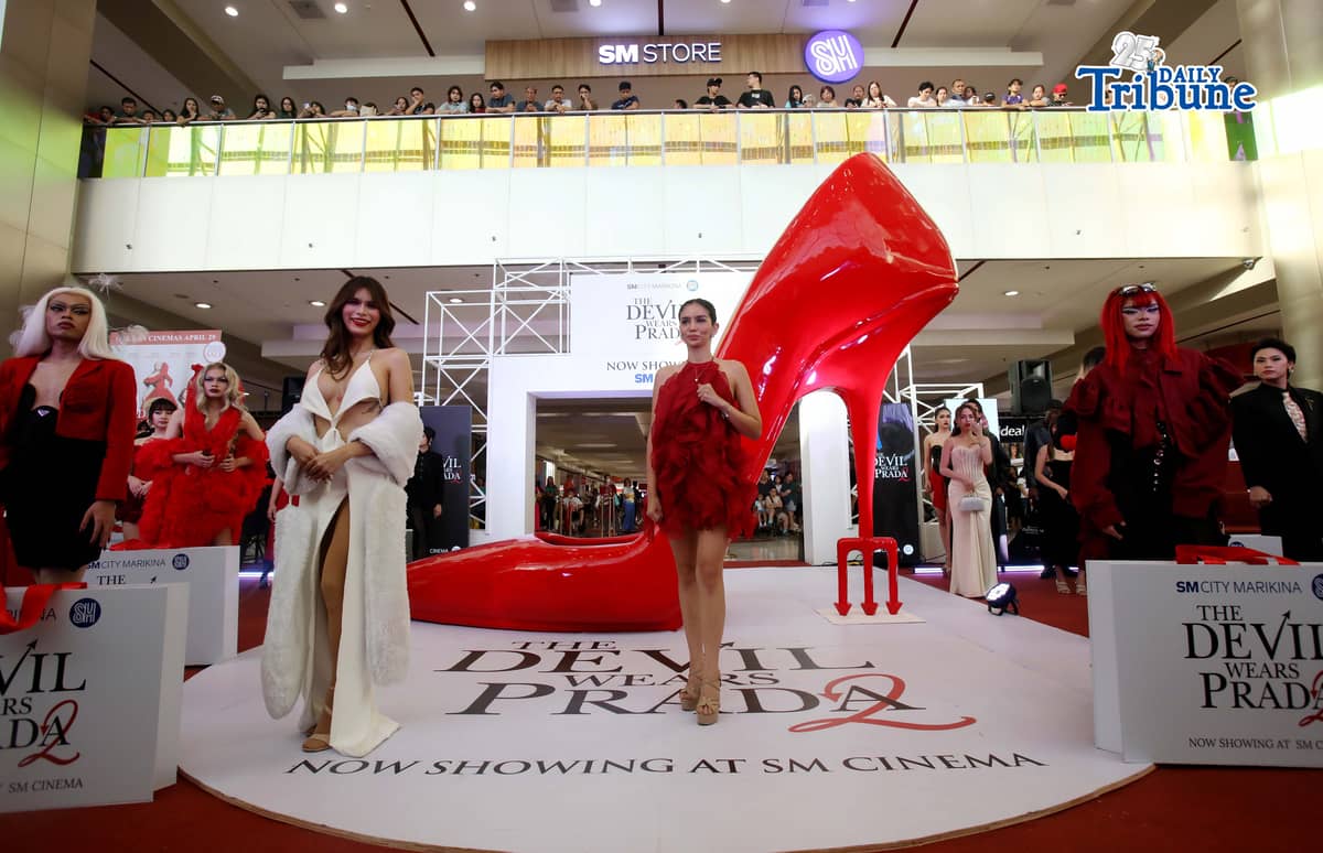 (May 02 2026) Drag performer Sofia Trazona along with more than a hundred models and fashion enthusixasts strutted on the long runway for Stiletto Walk at SM City Marikina on Saturday May 2 2026, in promotion of the blockbuster movie sequel The Devil Wears Prada 2. Photo/Analy Labor