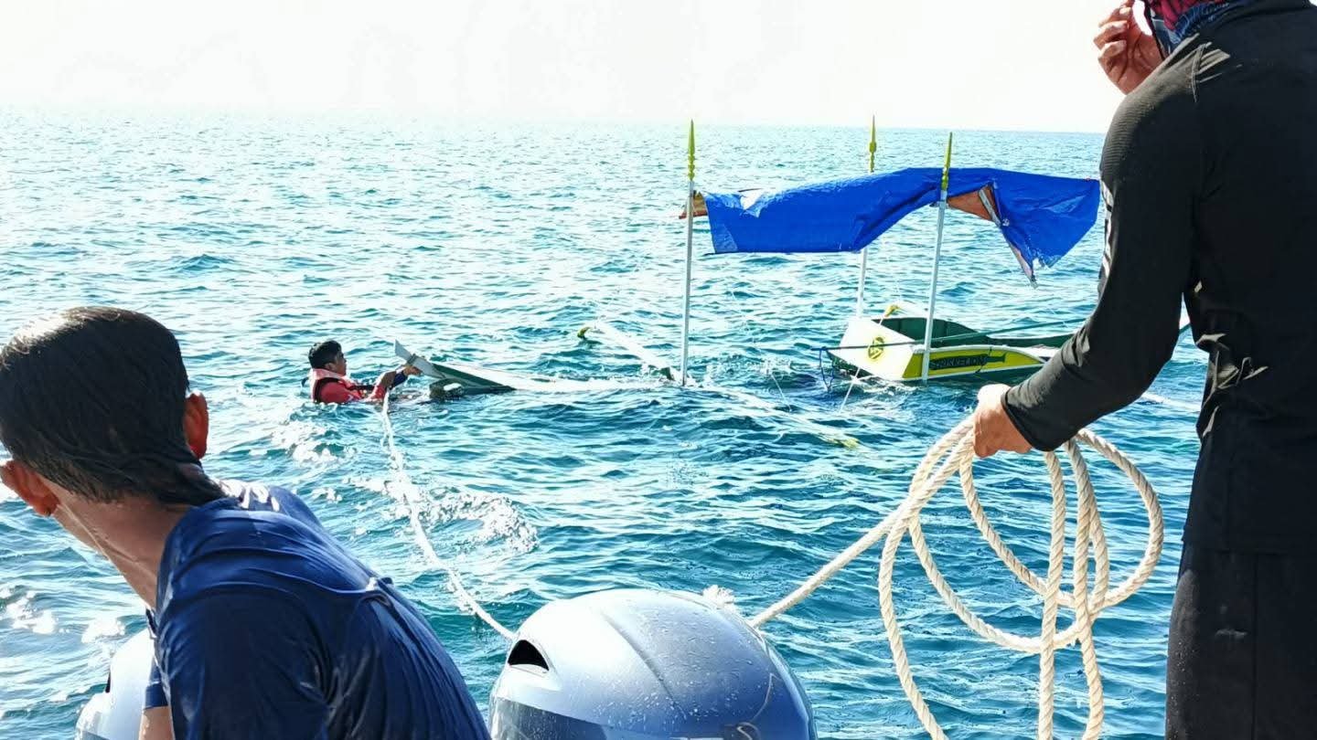 Nine rescued from half-submerged motor banca in Occidental Mindoro