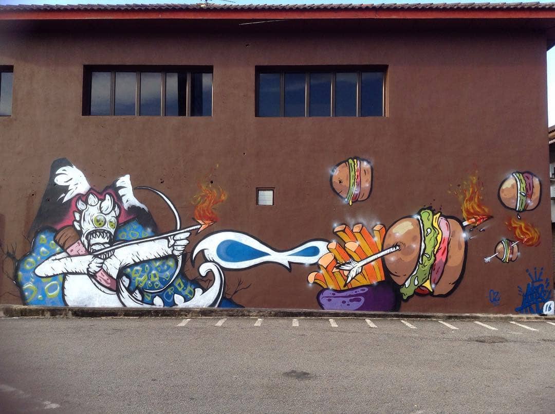 Artworks on the street by @melakagraffiti.
