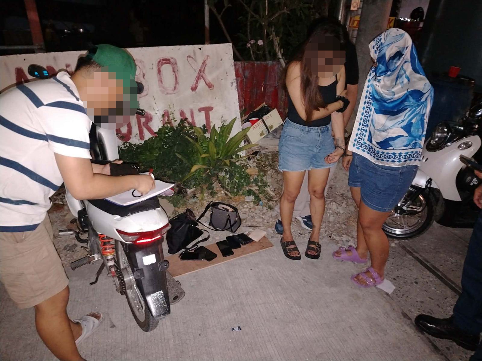 3 Manila theft suspects arrested in La Union bar, stolen phone recovered