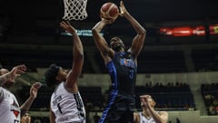Bolts blast Bossing, enter quarterfinals