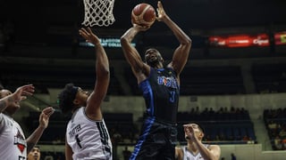 Bolts blast Bossing, enter quarterfinals