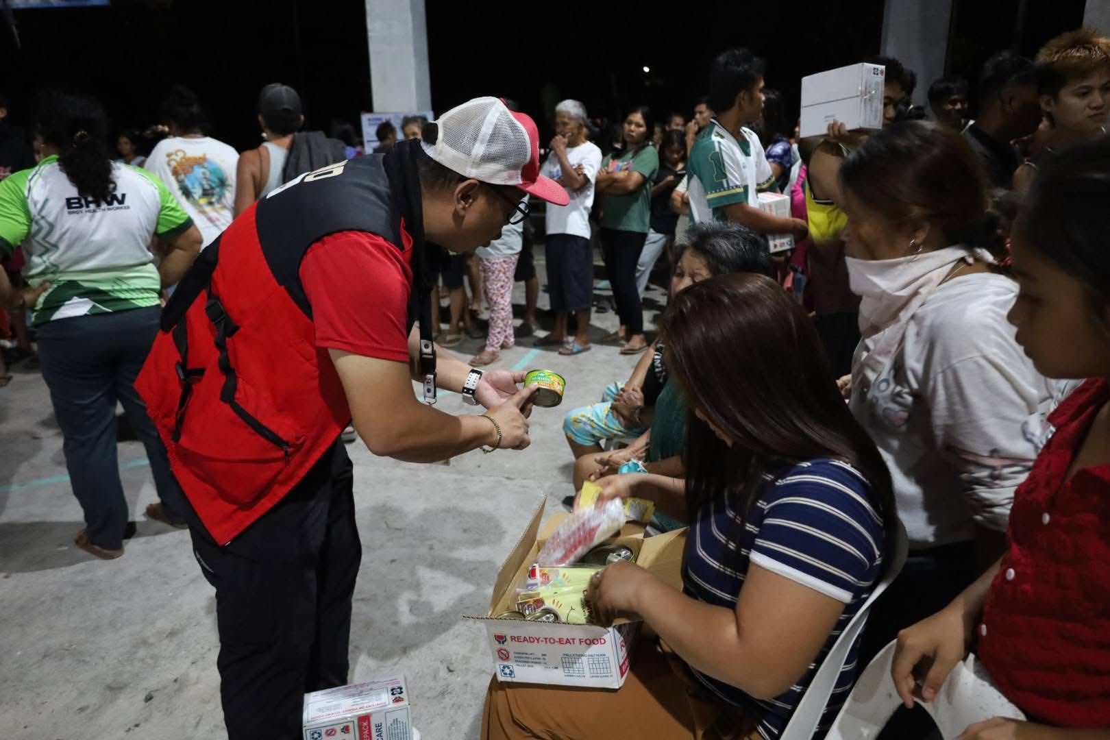 DSWD extends aid to families affected by Mayon unrest