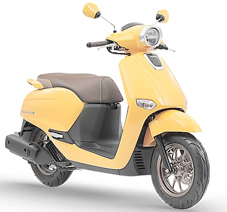 TURMERIC Yellow gives the Honda Giorno+ a brighter take on modern classic scooter style.