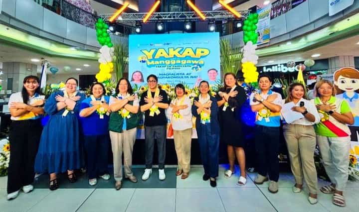 PhilHealth opens first mall clinic in Central Luzon
