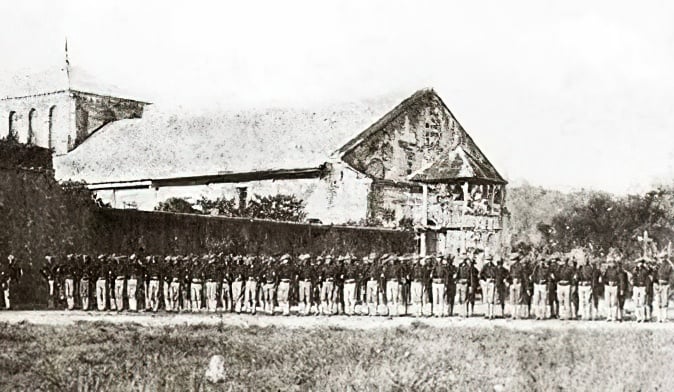 US soldiers in 1900.