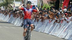 SEIZING THE MOMENT: Korean ace breaks away, secures Stage 6 victory
